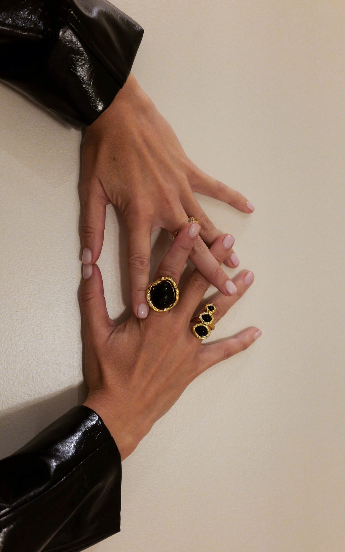 THE LOLA RING IN GOLD WITH ONYX