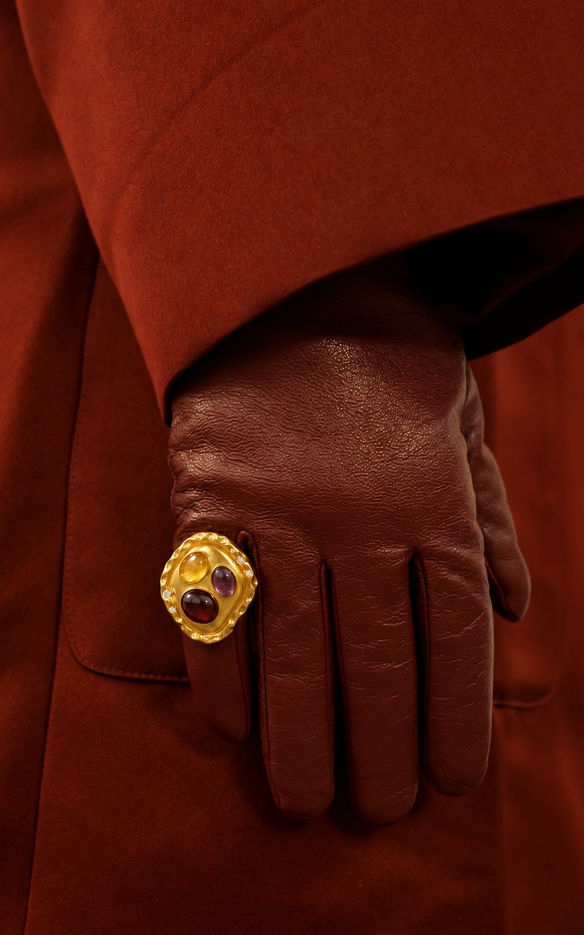 THE JOANNA RING IN GOLD WITH GARNET, AMETHYST AND CITRINE