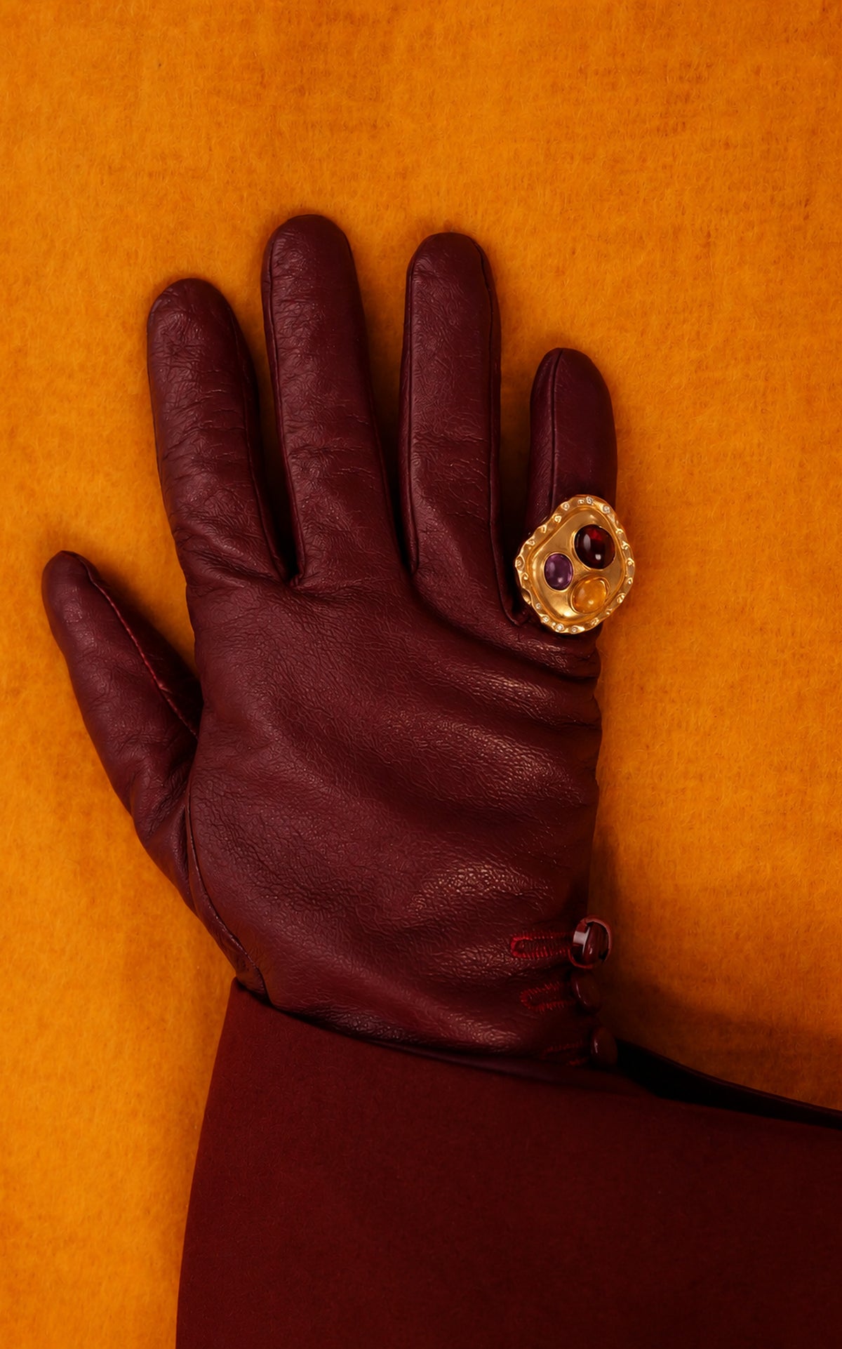 THE JOANNA RING IN GOLD WITH GARNET, AMETHYST AND CITRINE