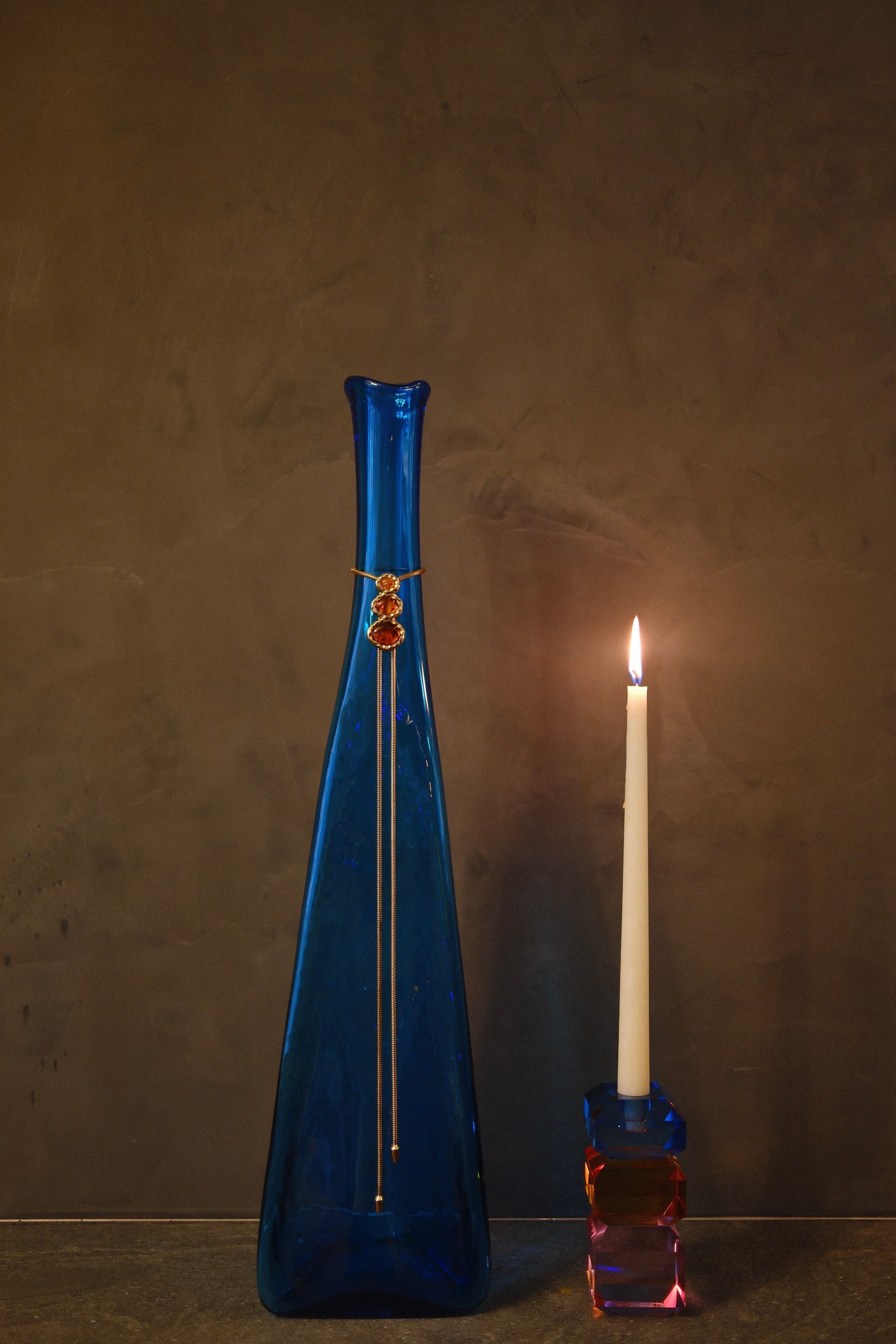 THE MERRIAM WITH AMBER