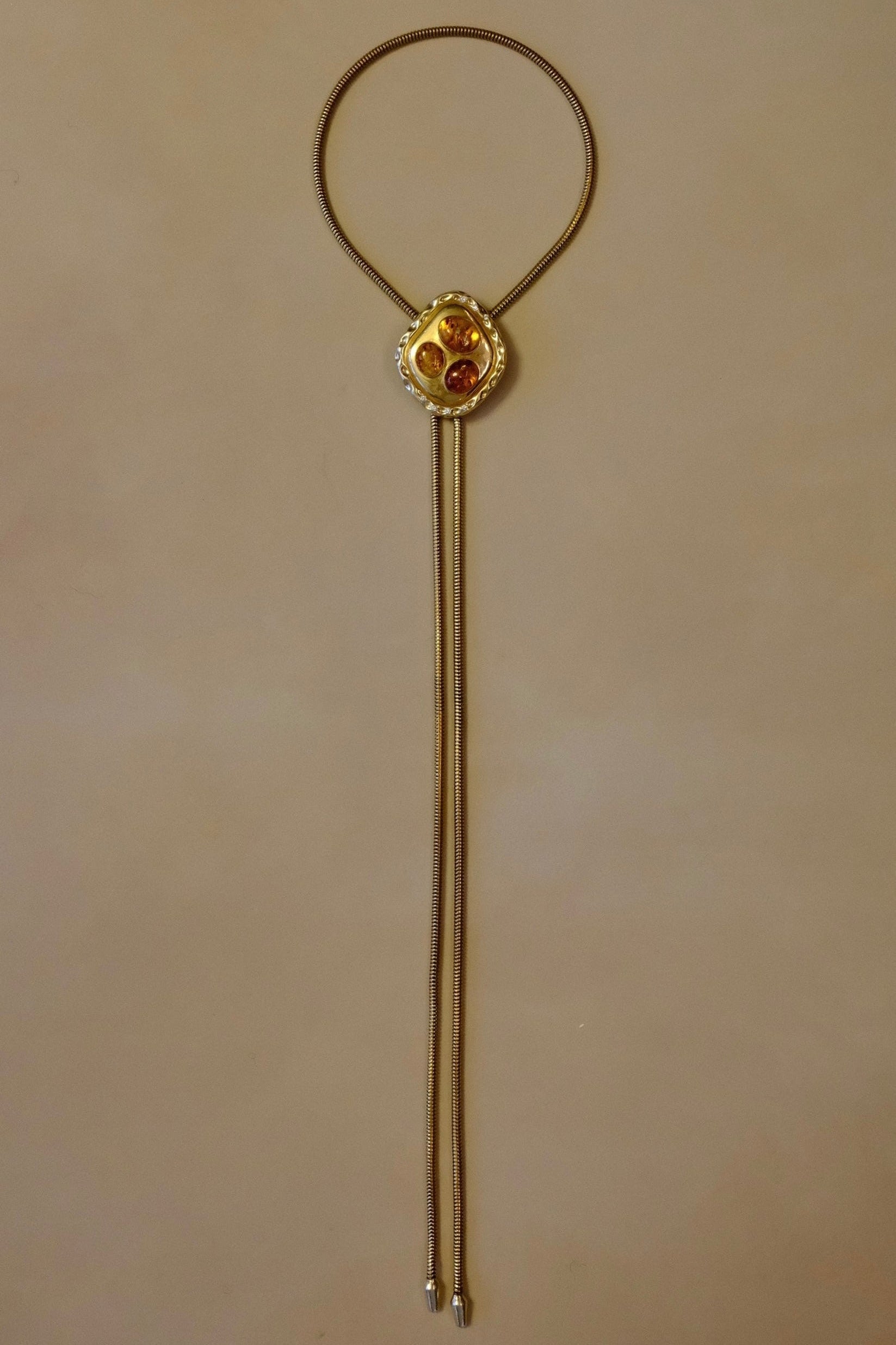 THE JOANNA WITH AMBER