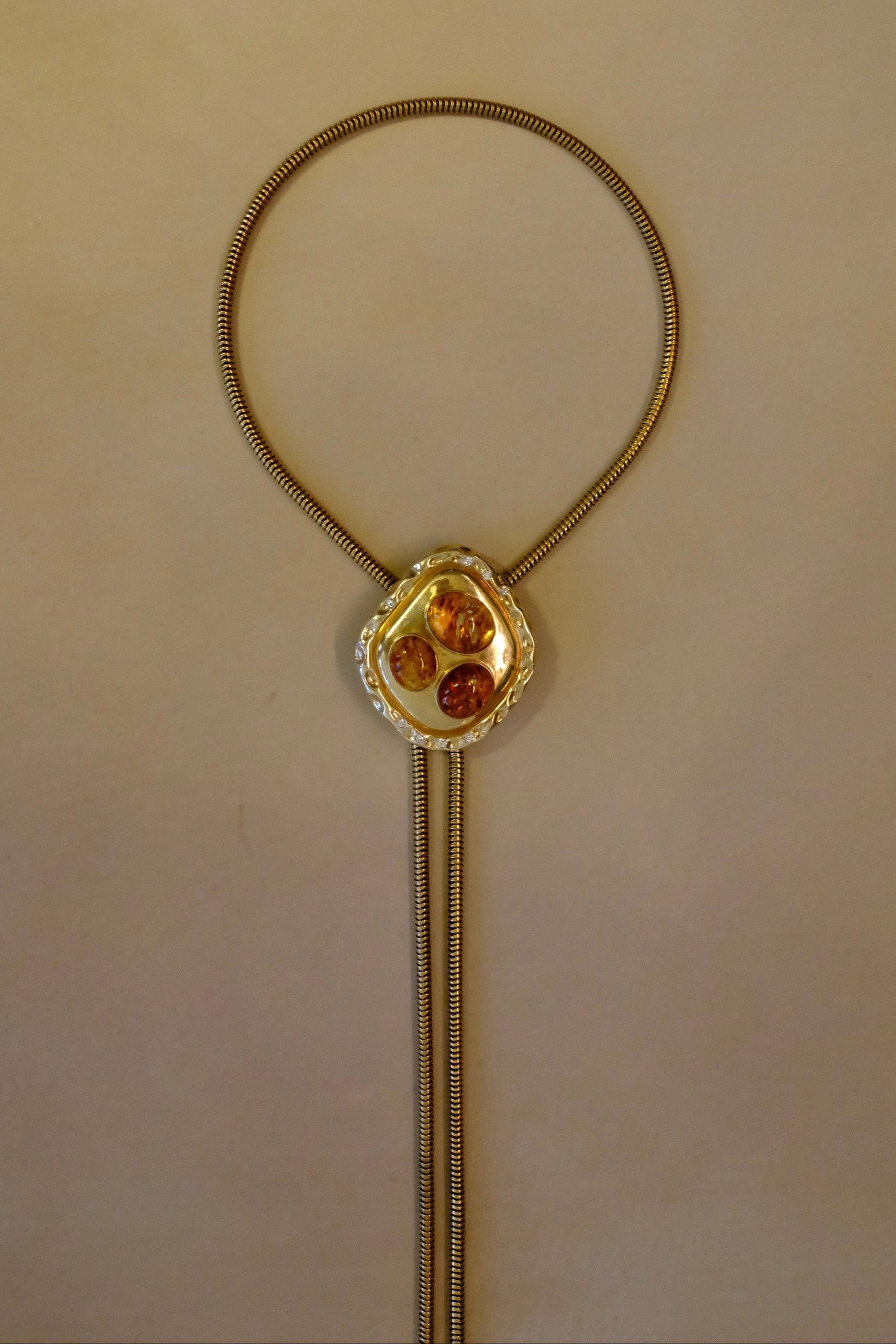 THE JOANNA WITH AMBER